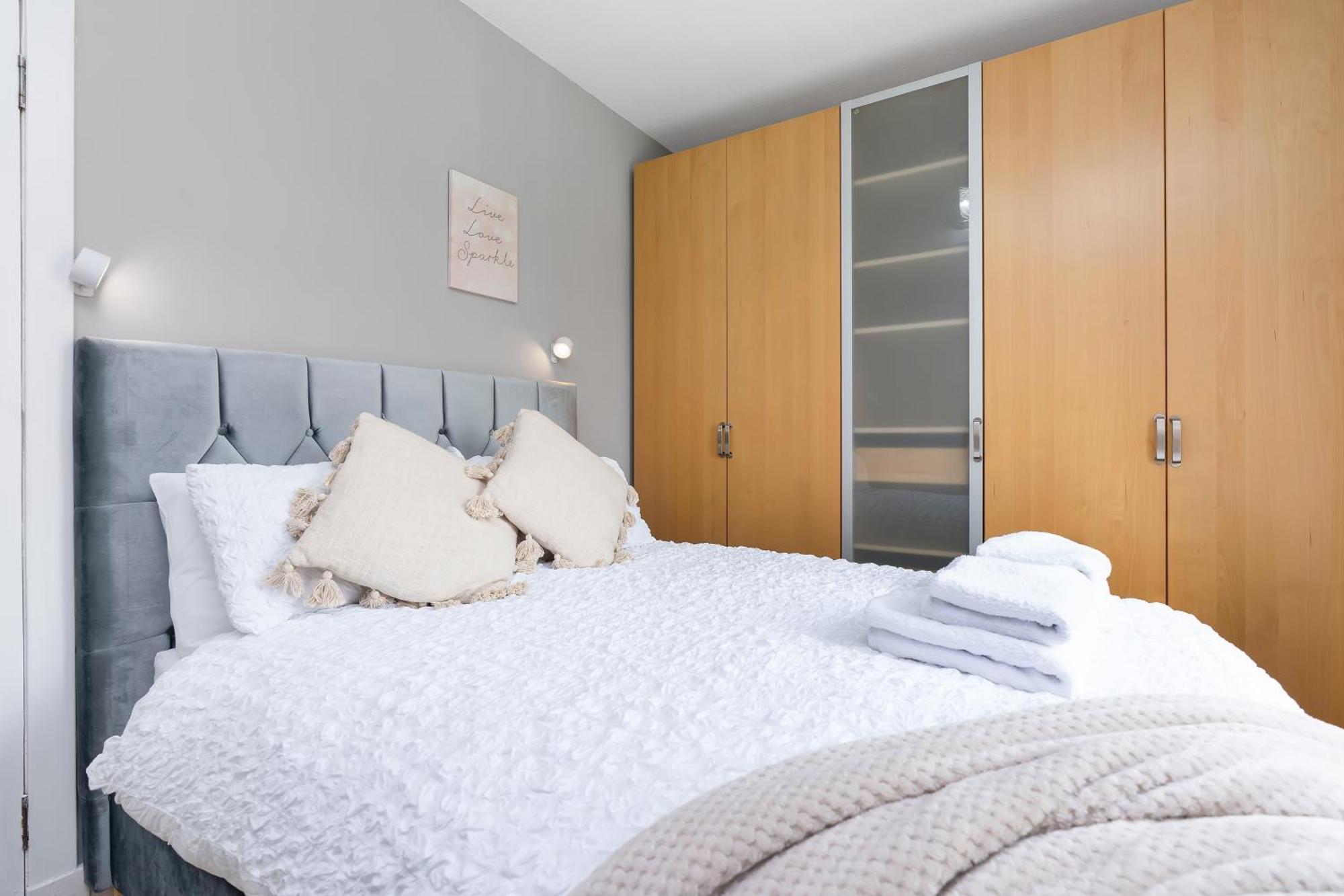 Crewe Apartment - 2 Bed, Free Off Street Parking And Private Garden Edynburg Zewnętrze zdjęcie