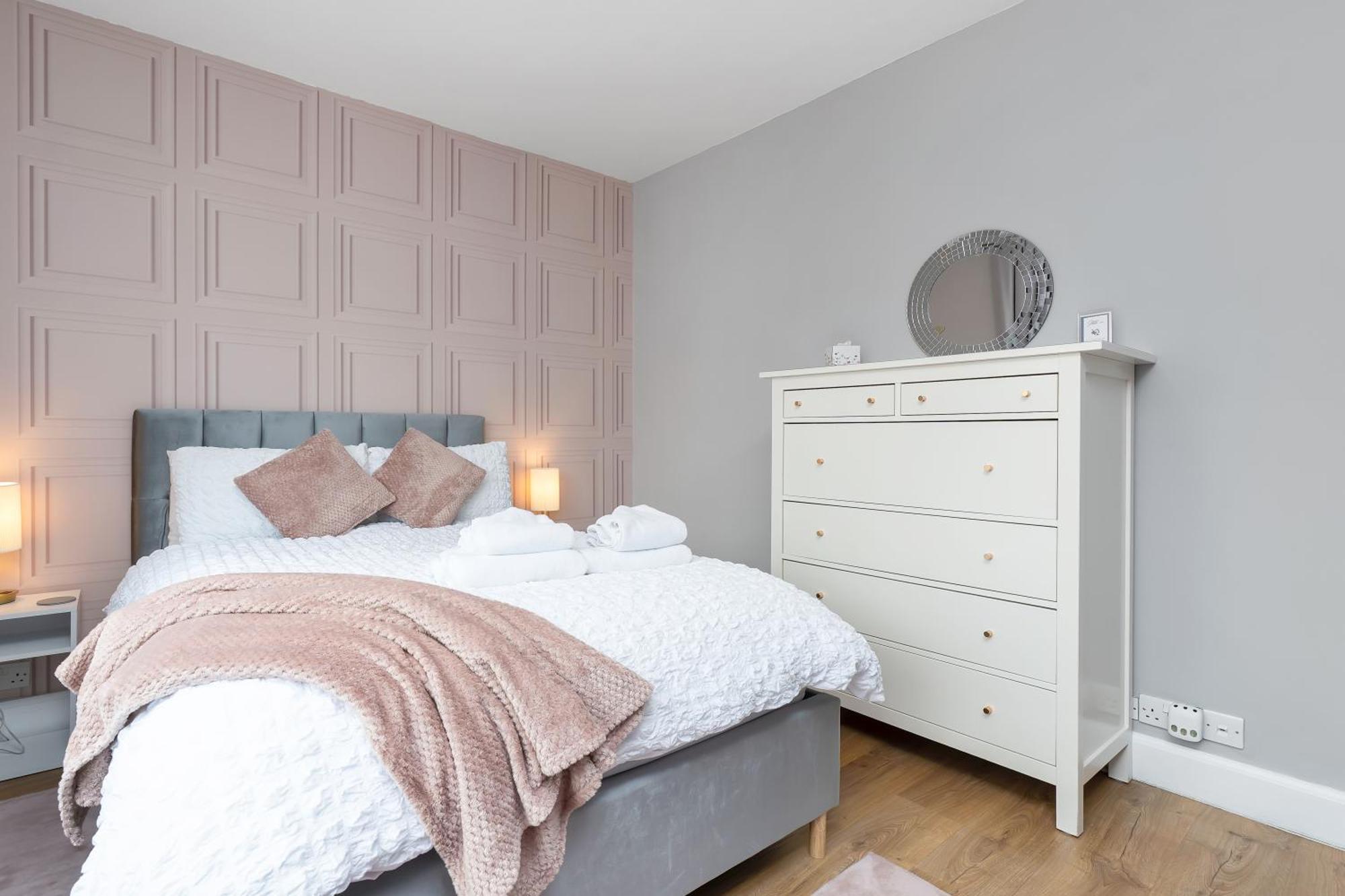 Crewe Apartment - 2 Bed, Free Off Street Parking And Private Garden Edynburg Zewnętrze zdjęcie