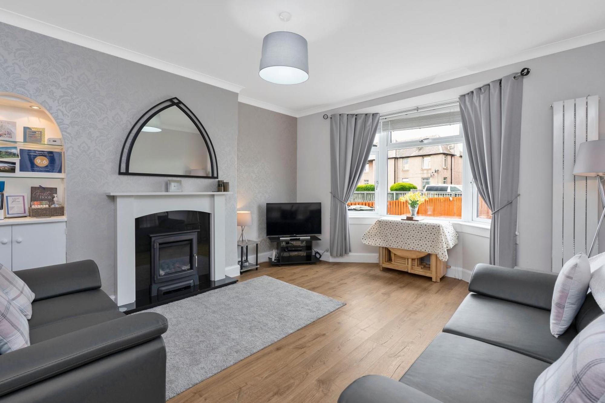 Crewe Apartment - 2 Bed, Free Off Street Parking And Private Garden Edynburg Zewnętrze zdjęcie